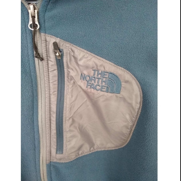 The North Face Blue Fleece Jacket - Picture 2 of 3